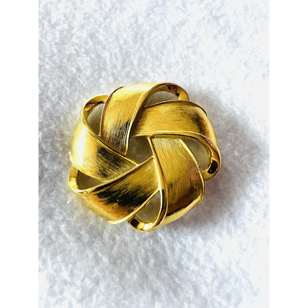 Vintage Napier Gold Tone Bow Ribbon Brooch Pin Signed
